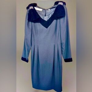 Nipon Boutique Vintage Black Wool Dress Velvet Shoulder Bows Rhinestone Accent 8